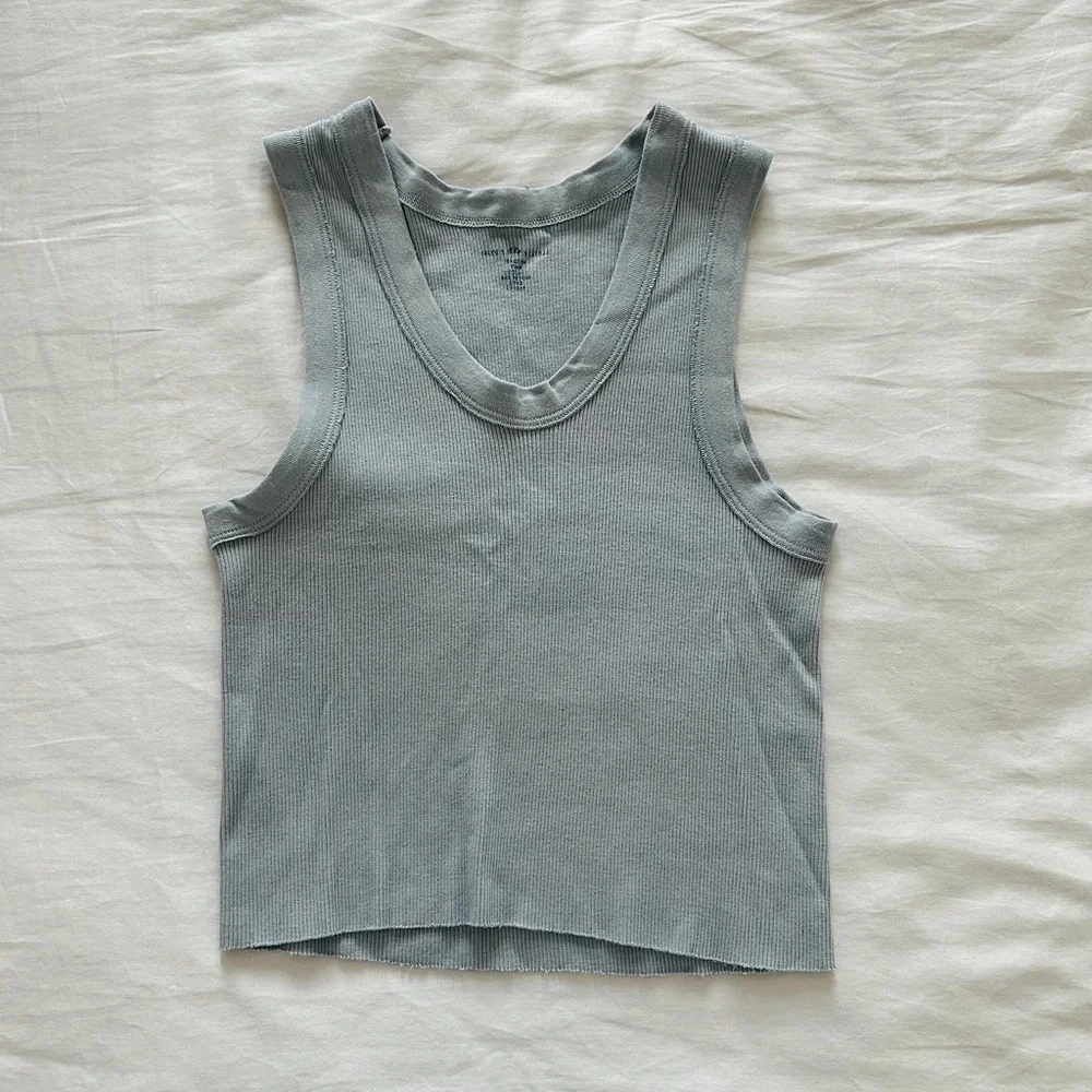 brandy melville connor tank top - Picture 1 of 2